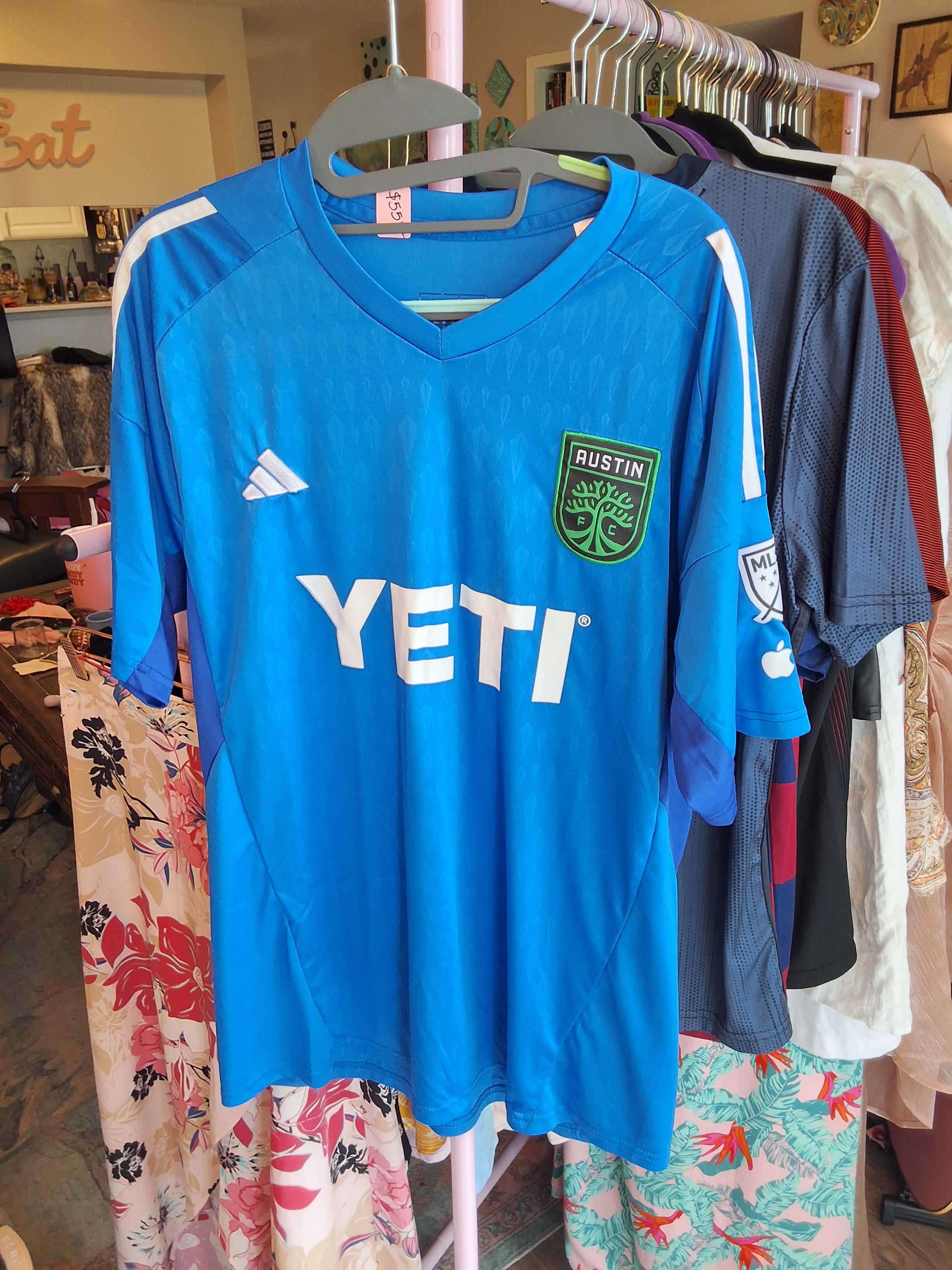 Tiro 23 Pro Goalkeeper Kit